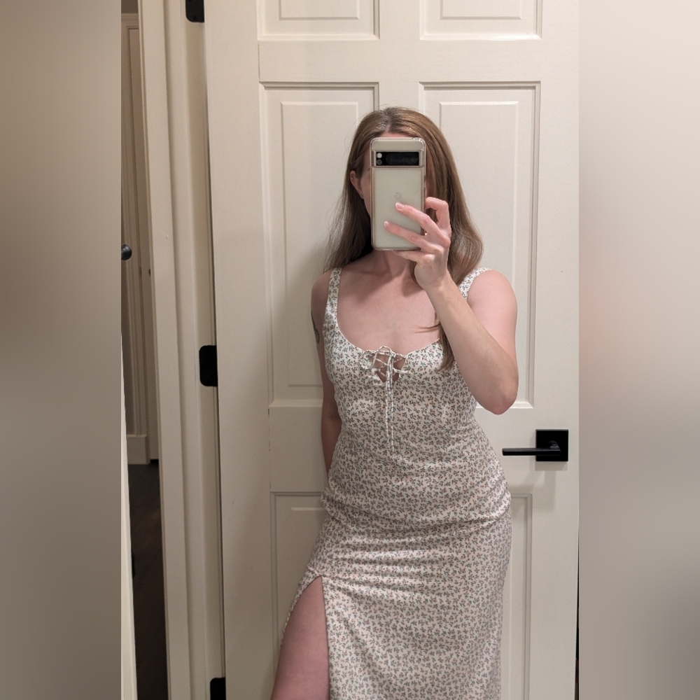 Abercrombie & Fitch Midi Dress NWOT - Small